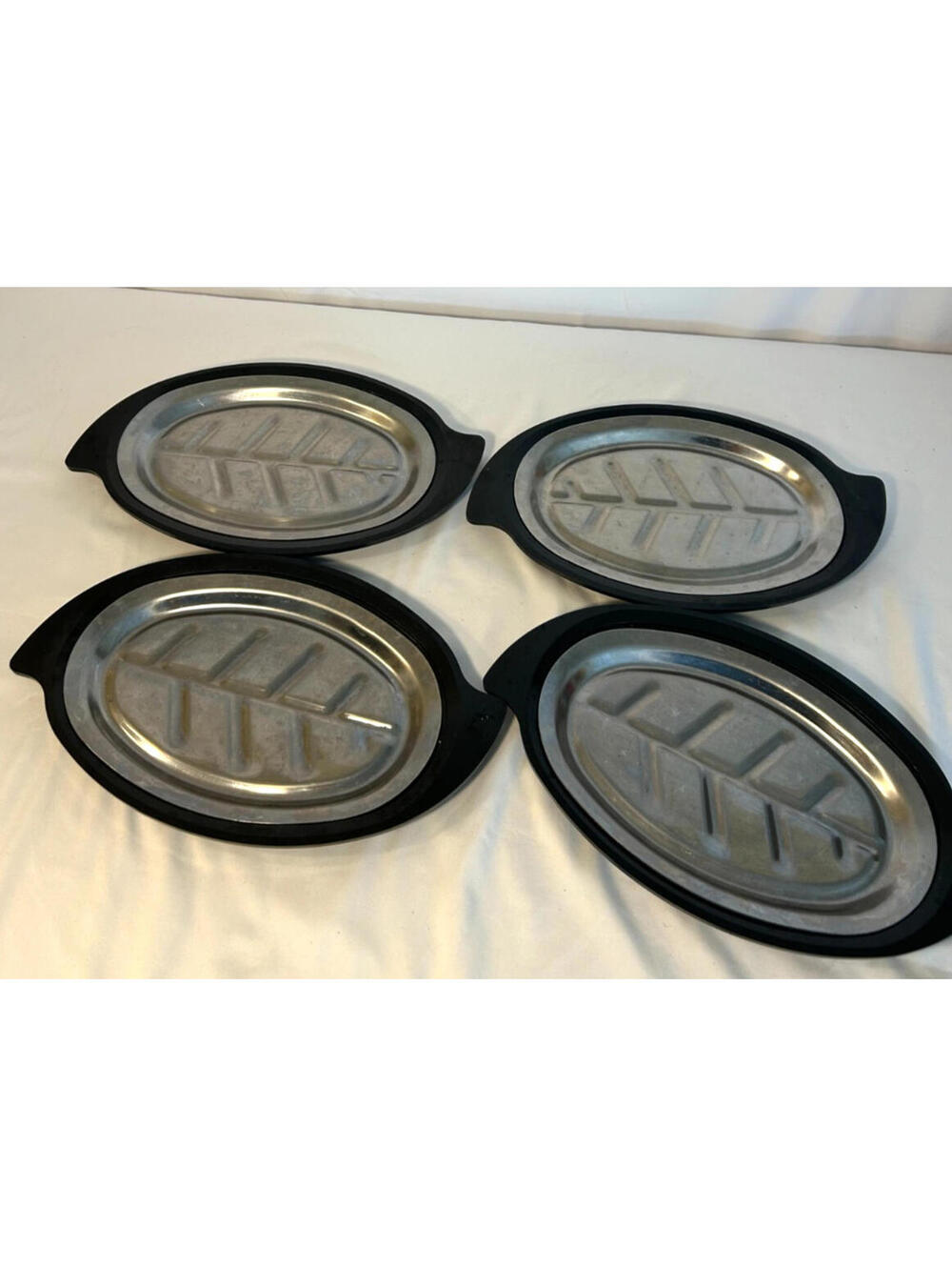 Vintage Nordic Ware Sizzler Platter & Holder Steak Fajita Plate Set of 4